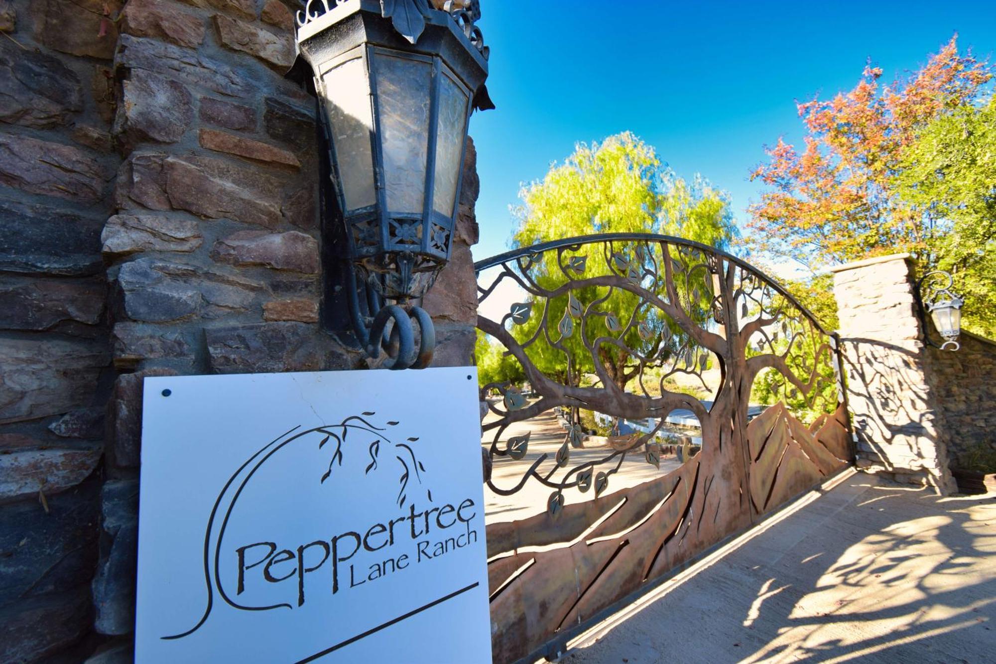 Peppertree Lane Ranch -- Seven-Acre Ranch In The Heart Of Wine Country Hotel Темекула Екстериор снимка