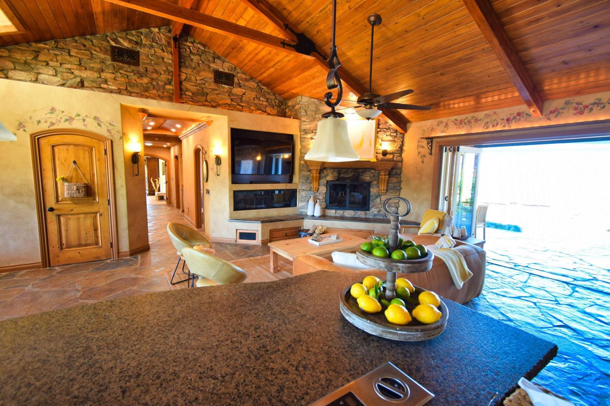 Peppertree Lane Ranch -- Seven-Acre Ranch In The Heart Of Wine Country Hotel Темекула Екстериор снимка